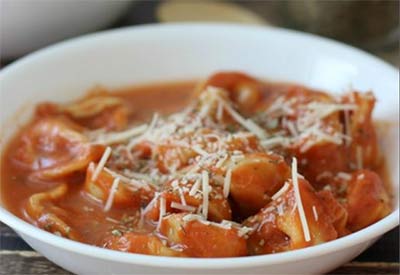 Tomatoe Pesto Tortellini Soup